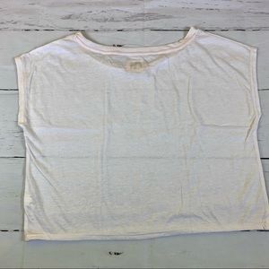 American Eagle Outfitters Vintage Medium white short cropped top tee linen